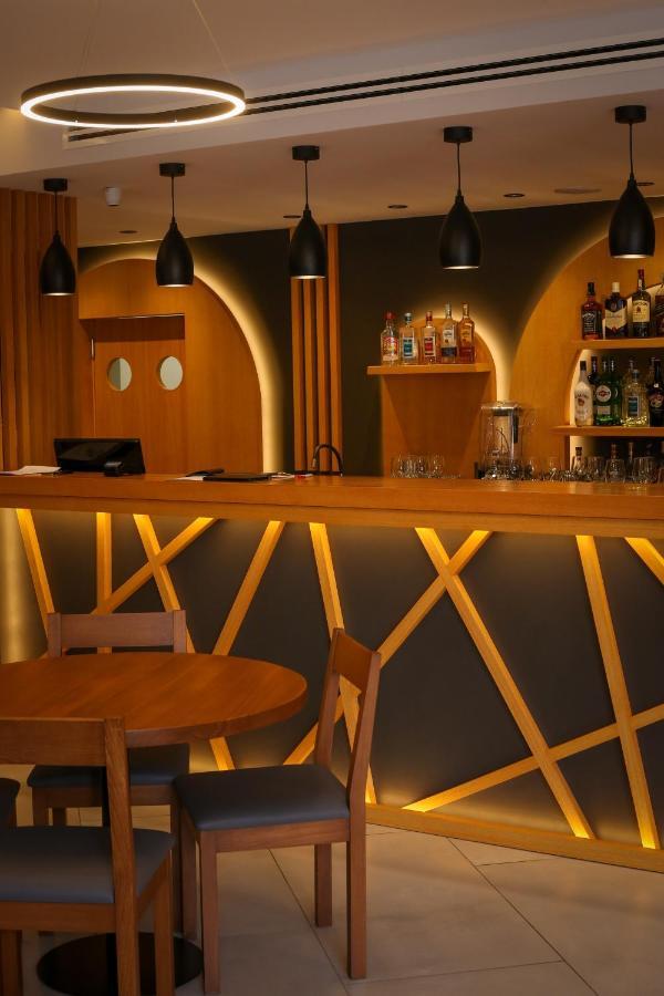 Baron Boutique Hotel 耶烈万 外观 照片